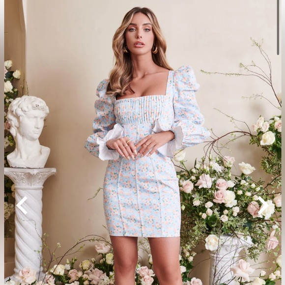 Balloon sleeve mini dress in blue floral by Lavish Alice size Us 4 - Picture 2 of 8